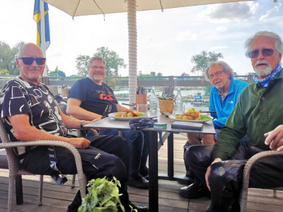 Lunch i M-stad.JPG